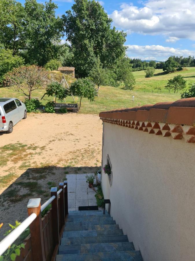 Gite Chez Tiane Saint-Flour-L'Etang Extérieur photo