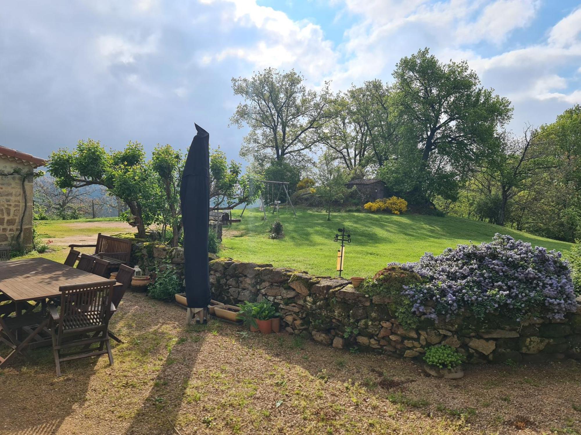 Gite Chez Tiane Saint-Flour-L'Etang Extérieur photo